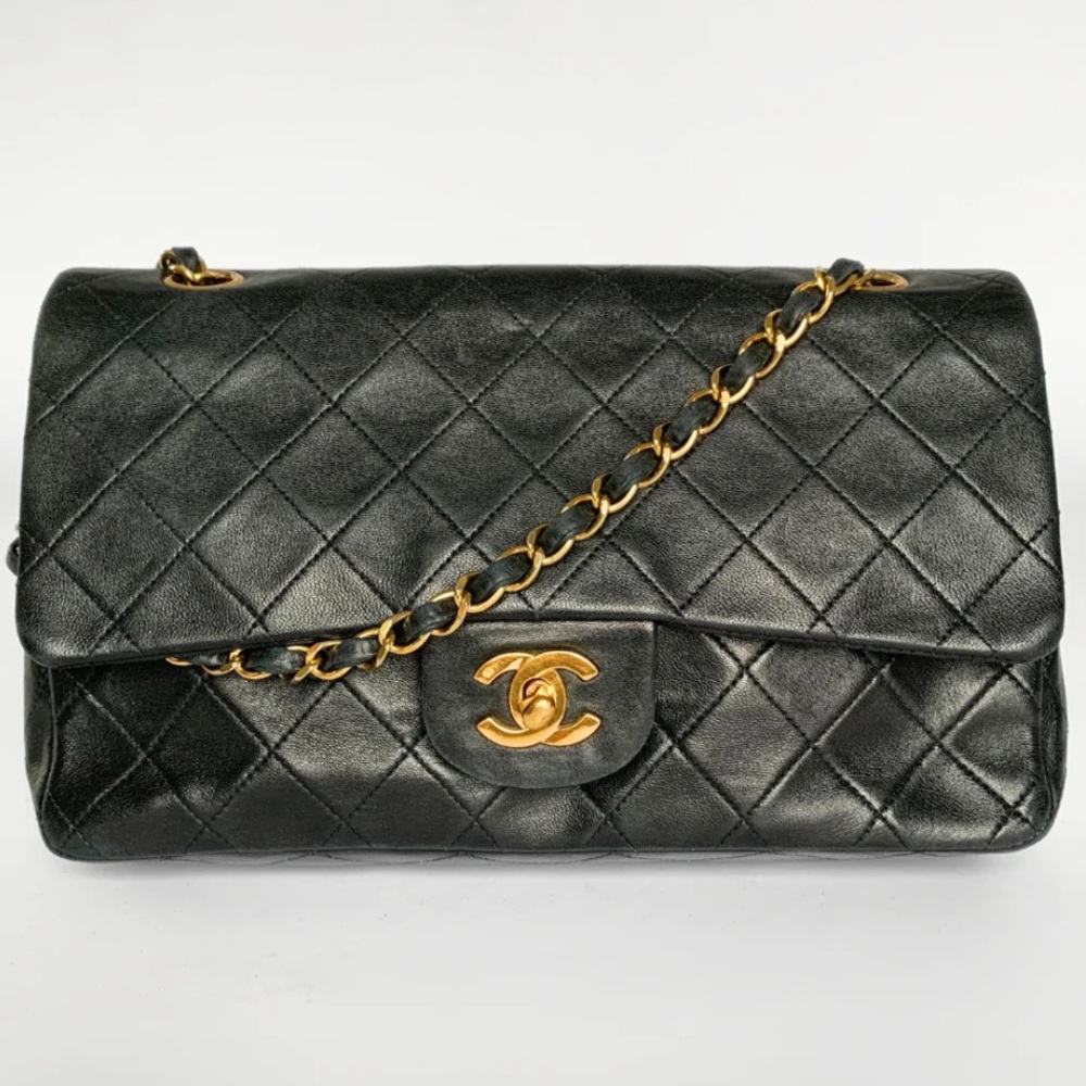 Vintage Chanel Lambskin Medium
Double Flap / Black
